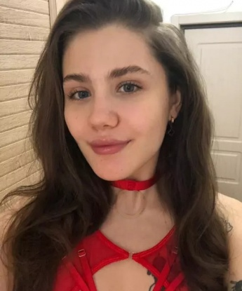 Полина